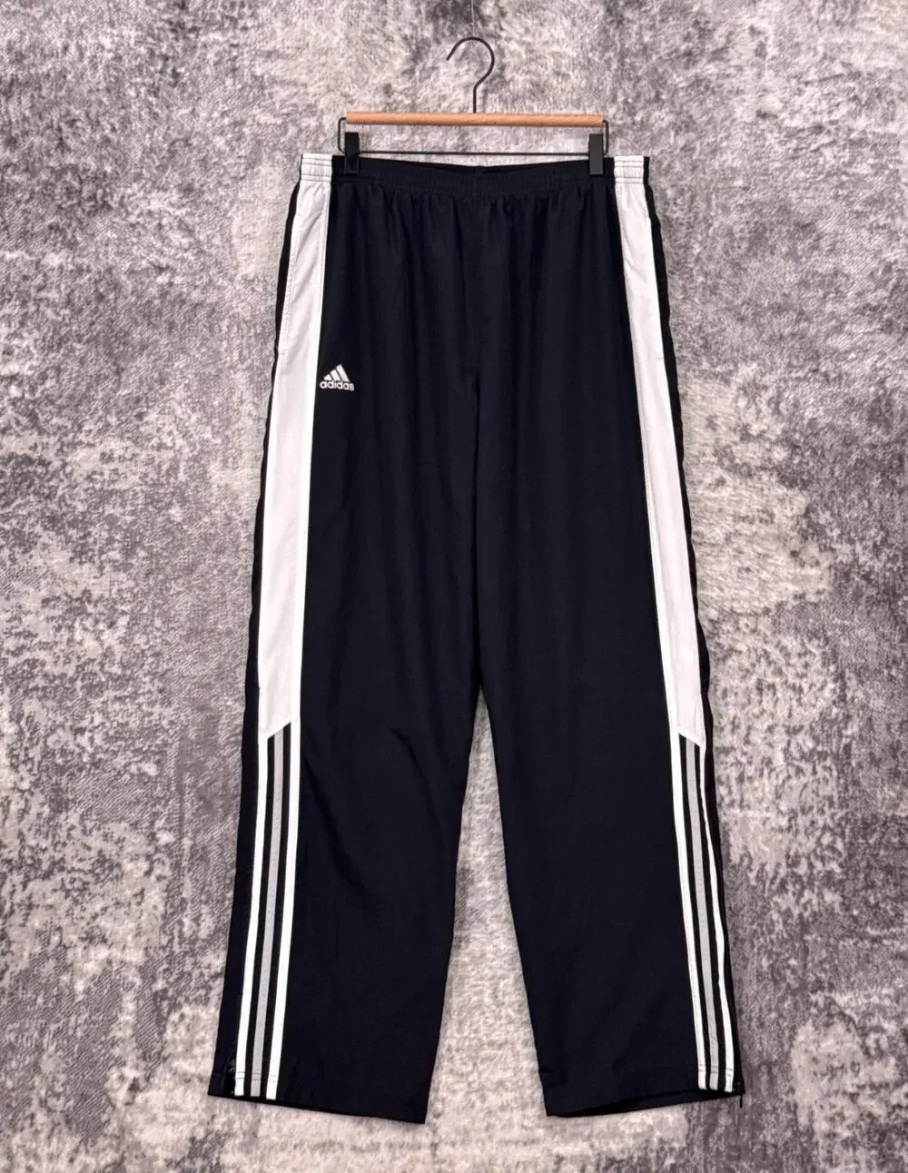 Vintage Adidas Sweatpants Large Mens Y2K Baggy Black Track